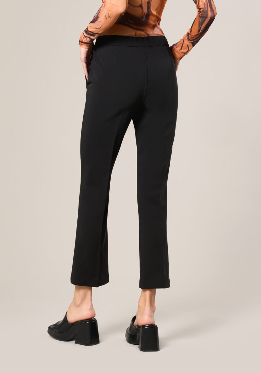 Pantaloni Flare in Tessuto Tecnico Nero - Nicla