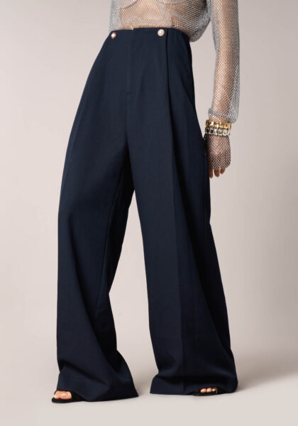Pantaloni wide leg con dettaglio bottone gioiello in misto viscosa stretch Blu - vista frontale | Nicla