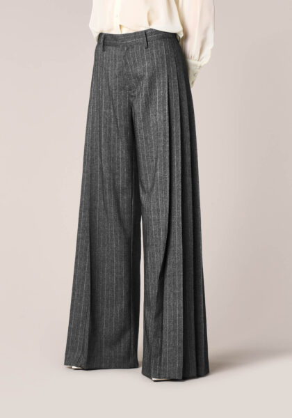 Pantaloni con Pieghe Laterali Fantasia Gessato Grigio - vista frontale | Nicla