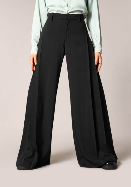 Pantaloni con Pieghe Laterali Nero - vista frontale | Nicla