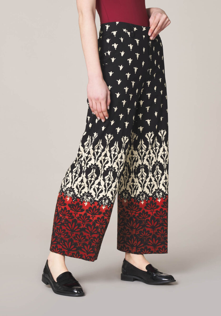 Pantaloni Cropped in Viscosa Stretch Stampa Ikat  - vista frontale | Nicla