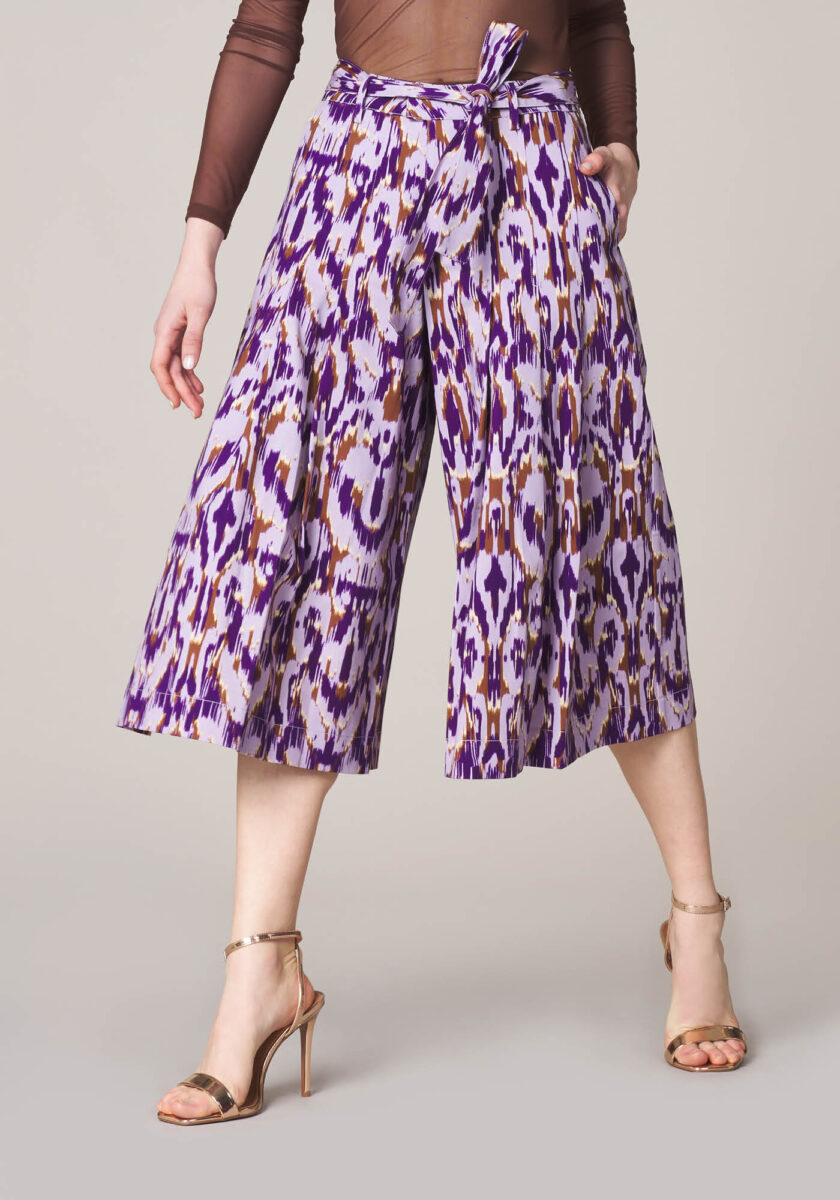 Pantaloni Bermuda in Gabardina di Cotone Stampa Tie Dye  - Nicla