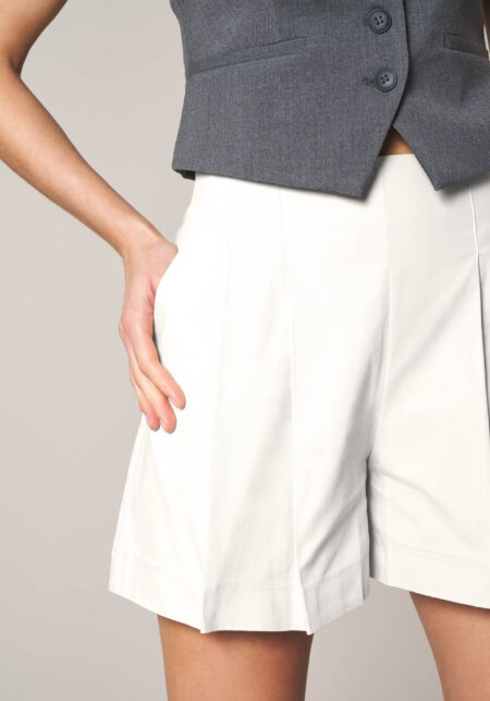 Shorts in Gabardina di Cotone  - Nicla